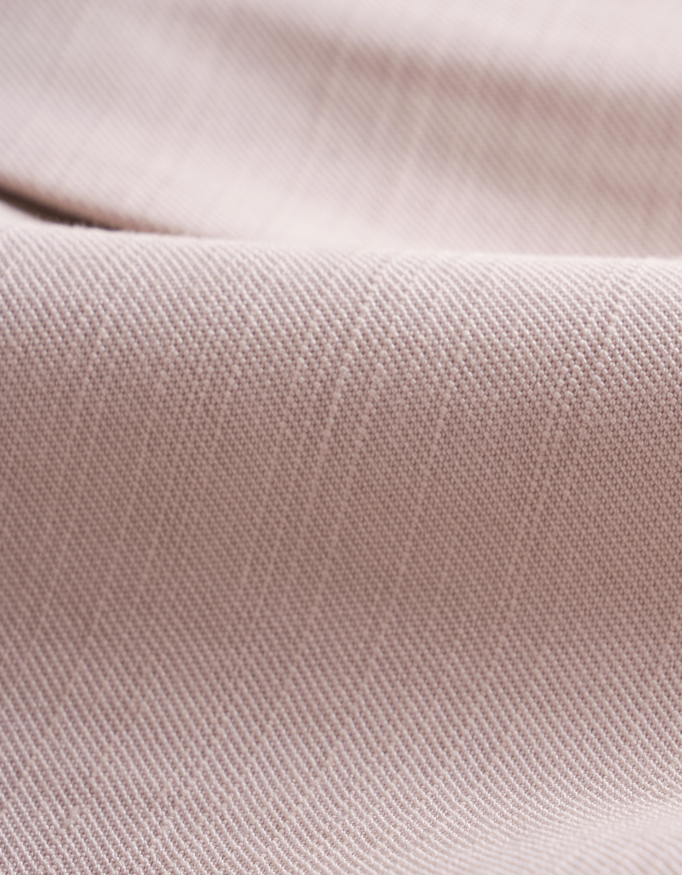 pinkish grey(a27447)