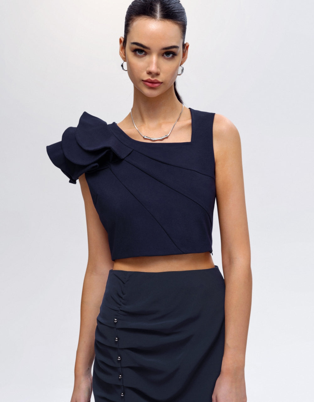 Elegant Halter Neck Asymmetrical Sleeveless Top main image 1