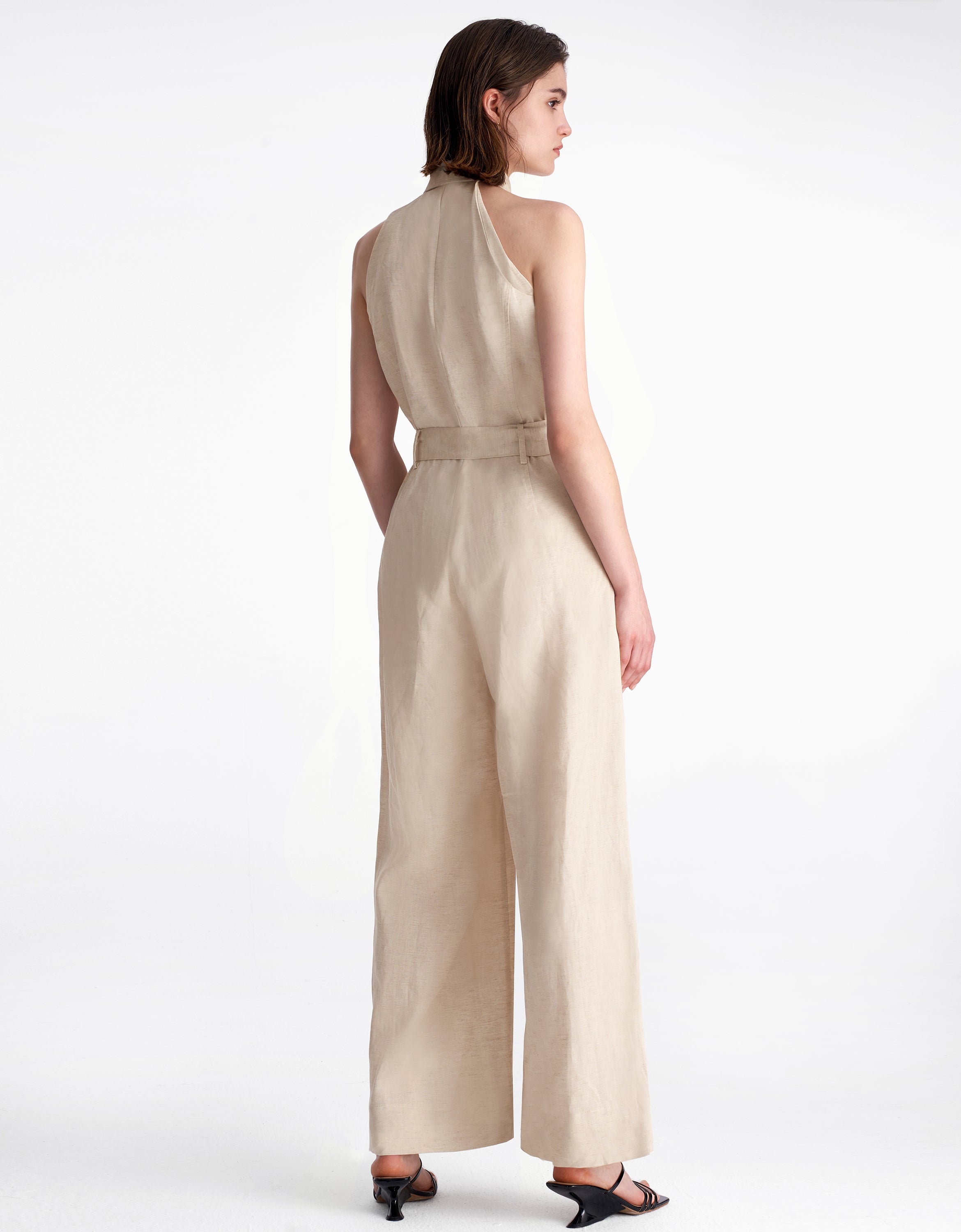 beige