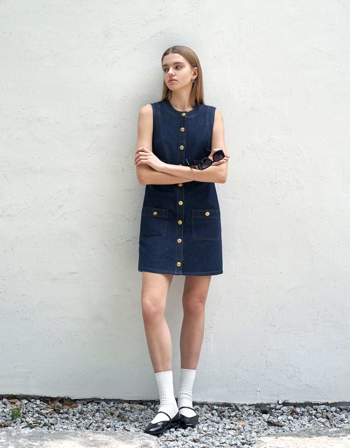 dark blue