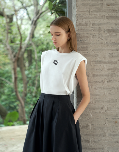 white / small (s)