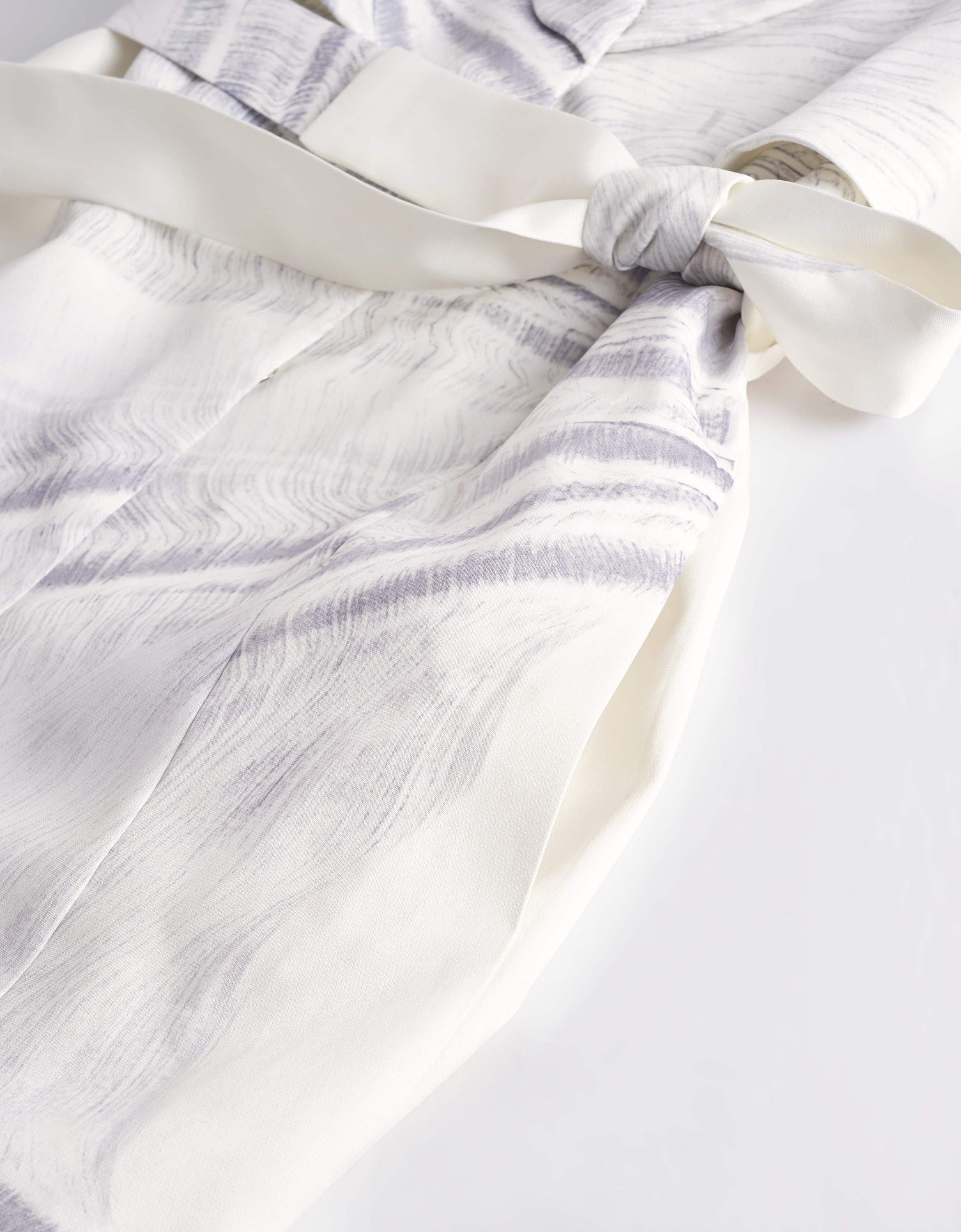 gray print(a26989)