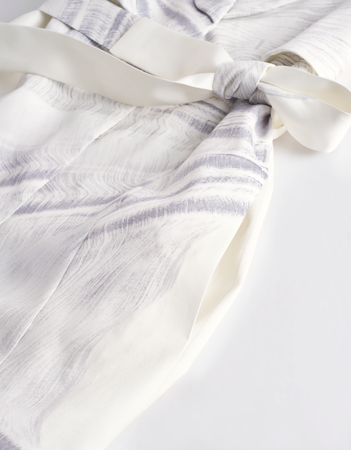 gray print(a26989)