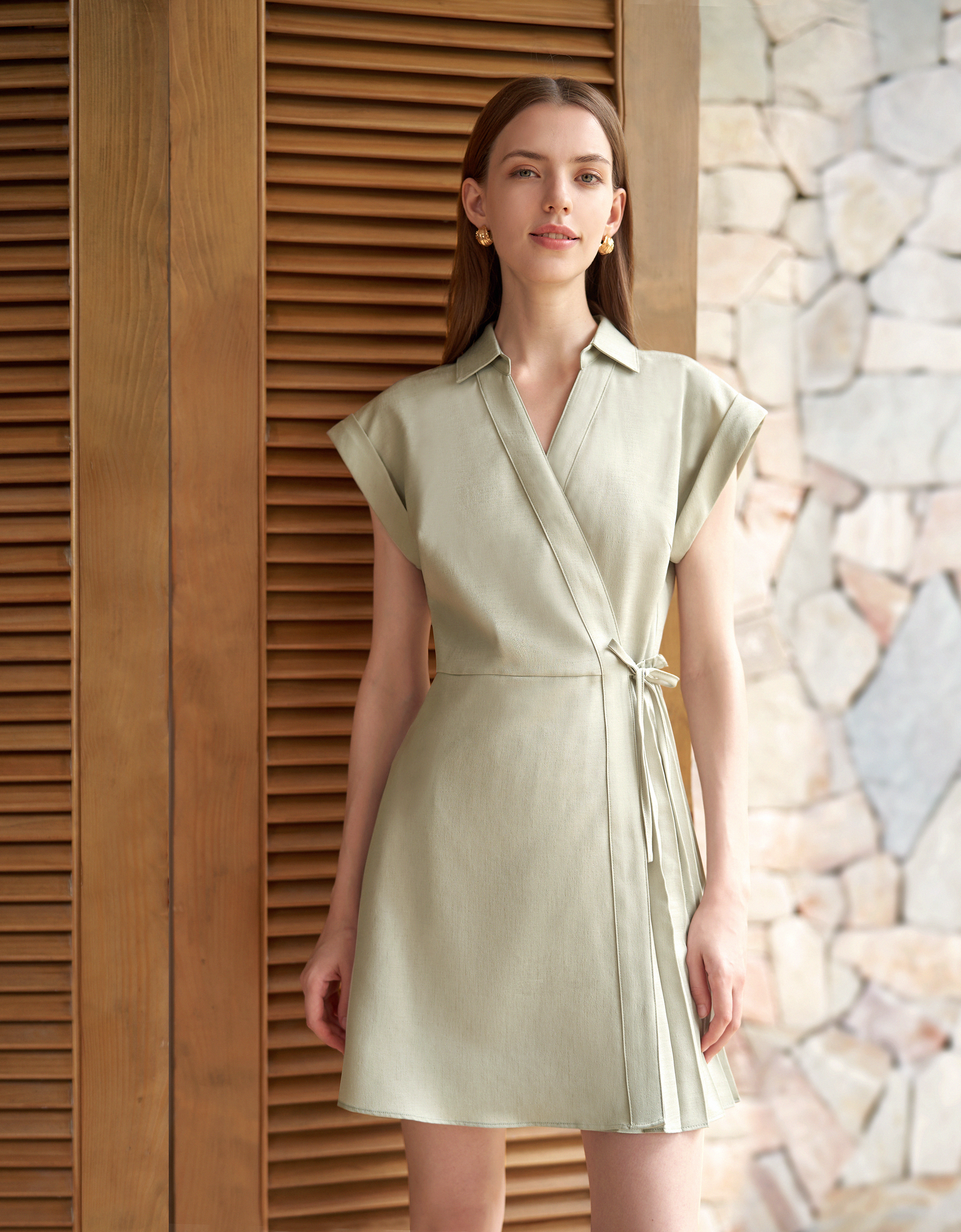 pale green