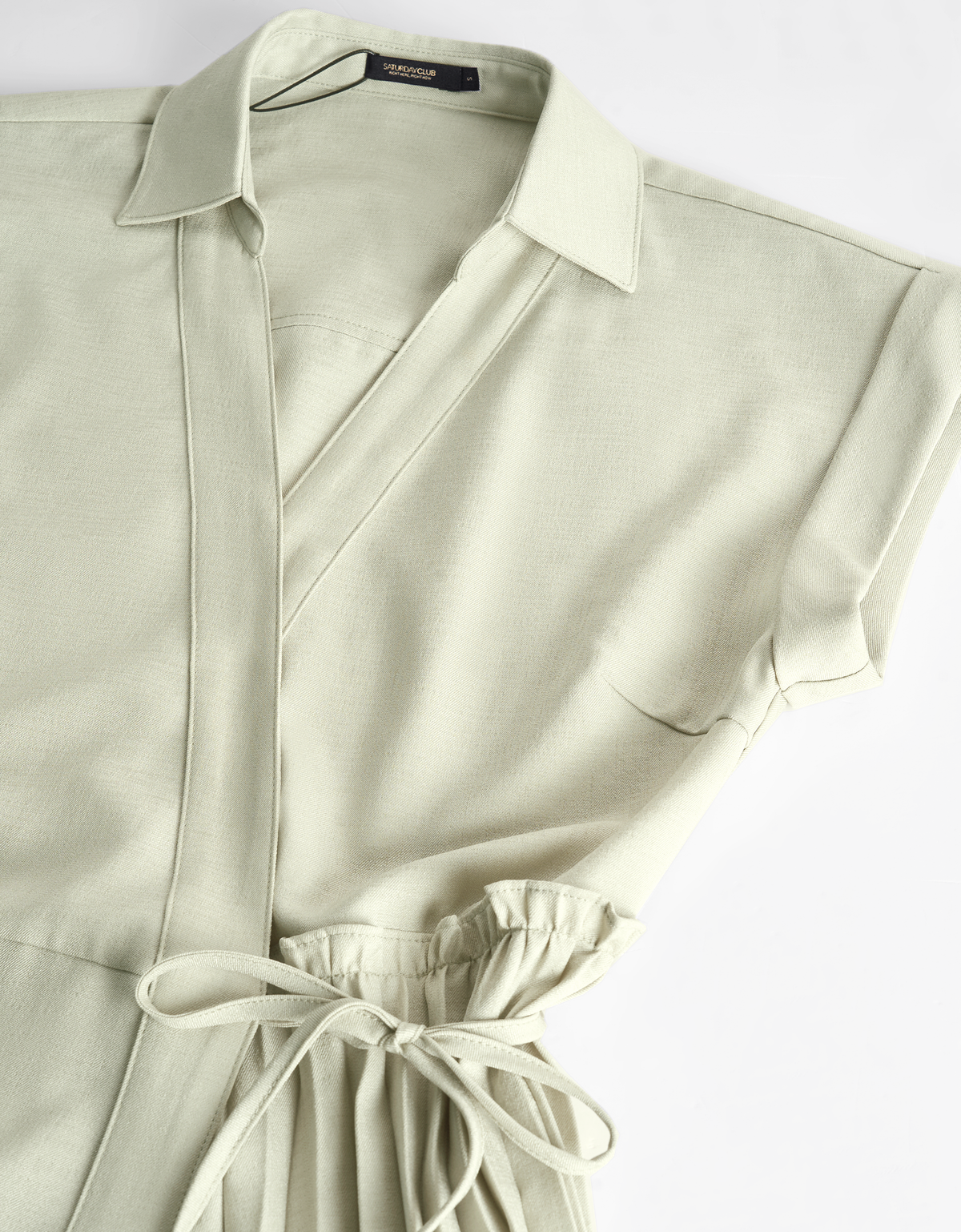 pale green