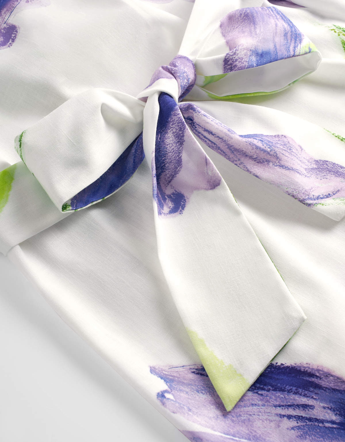 purple florals(a27075)