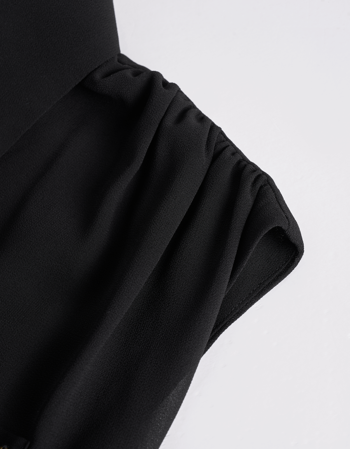 Drawstring Hem Embossed Buttons Sleeveless Top