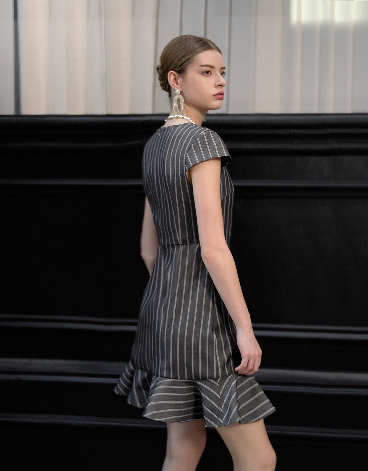 gray