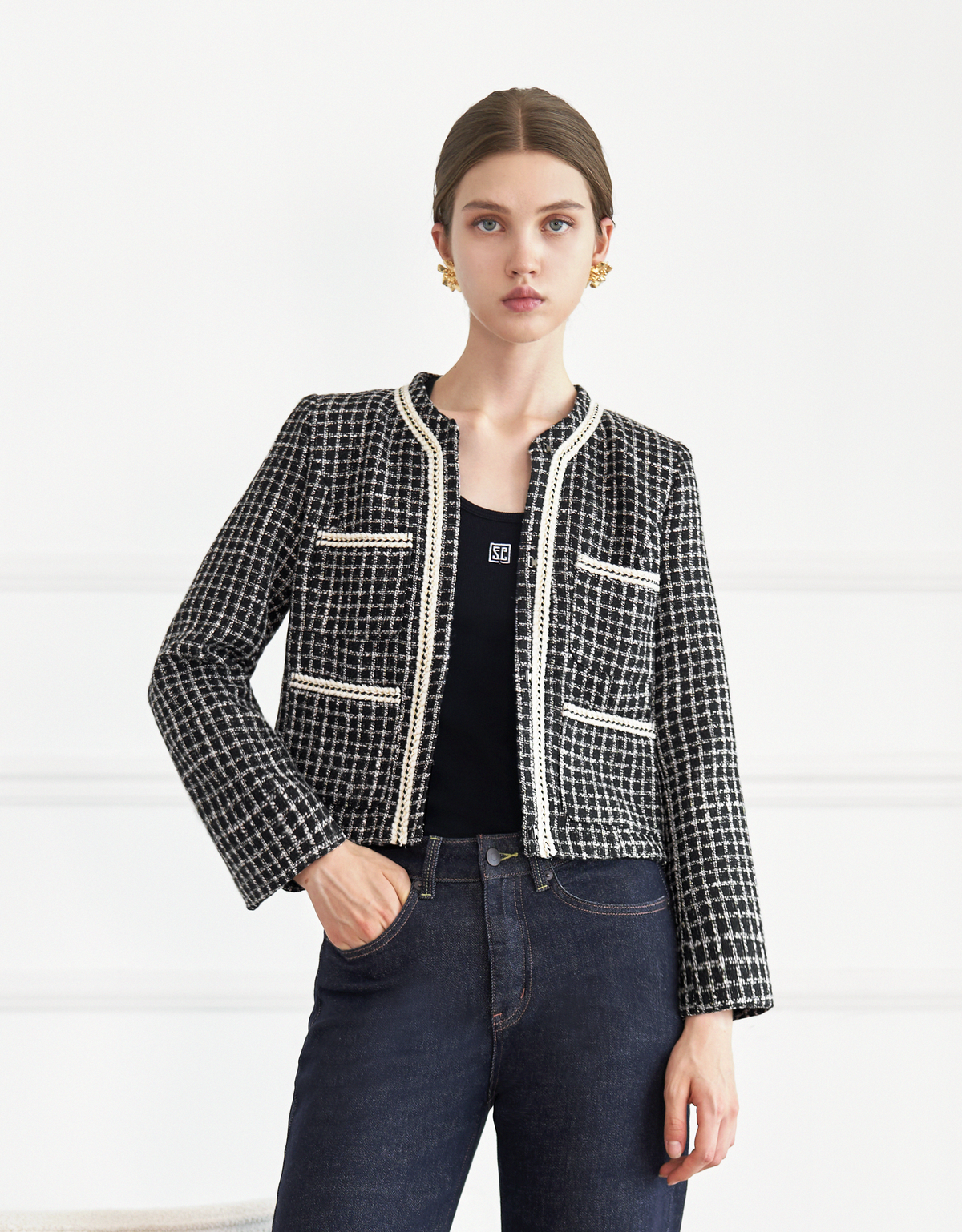 black & white(a27561)