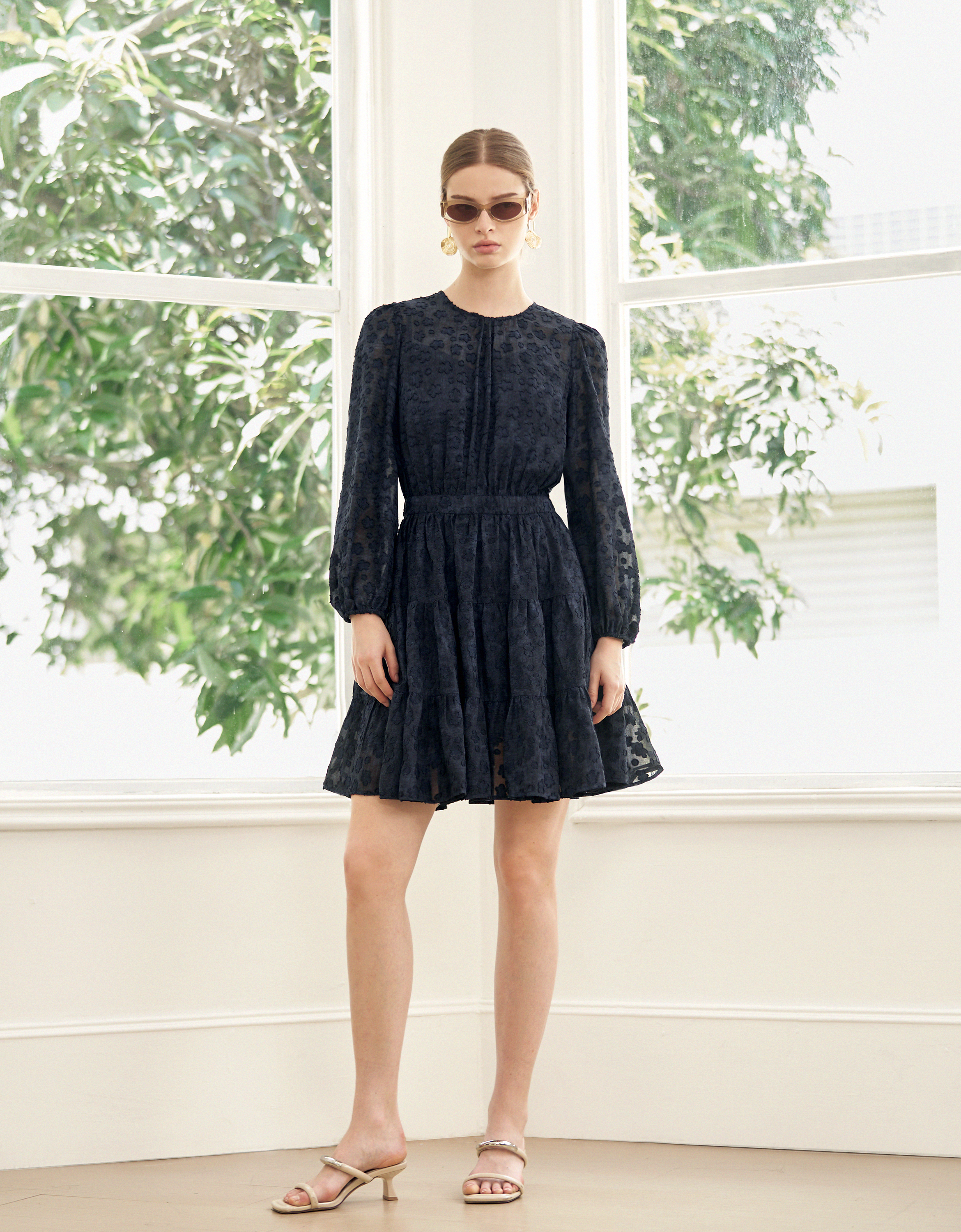 dark blue