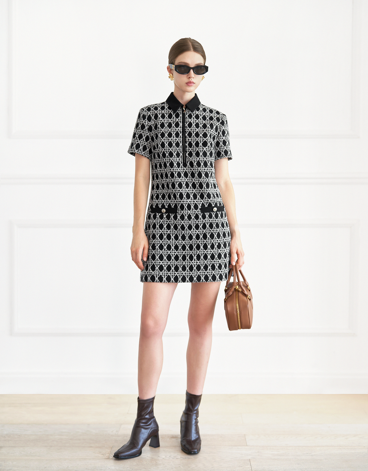 black & white(a27932)