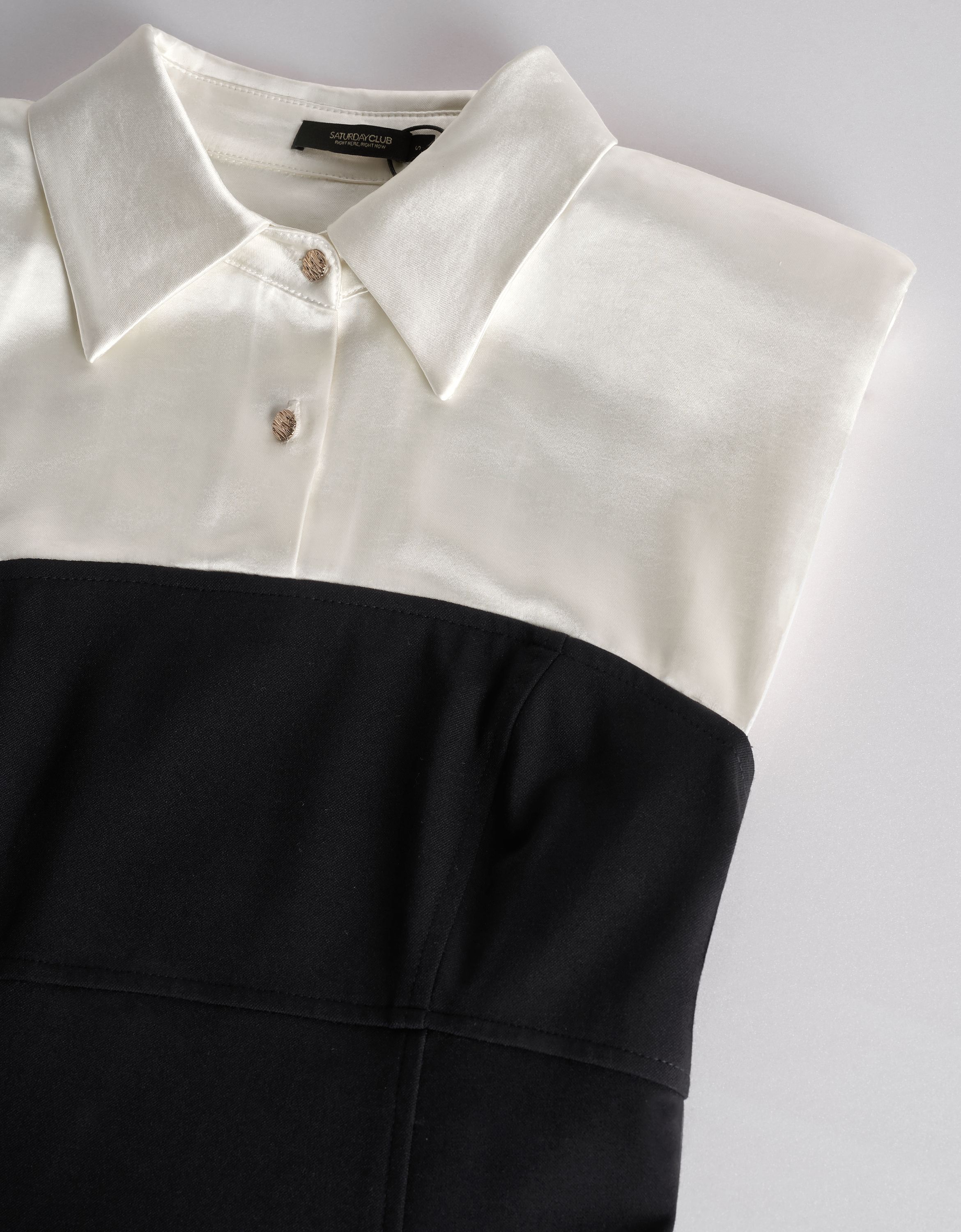 Colorblock Ruffled Hem Collared Sleeveless Dress