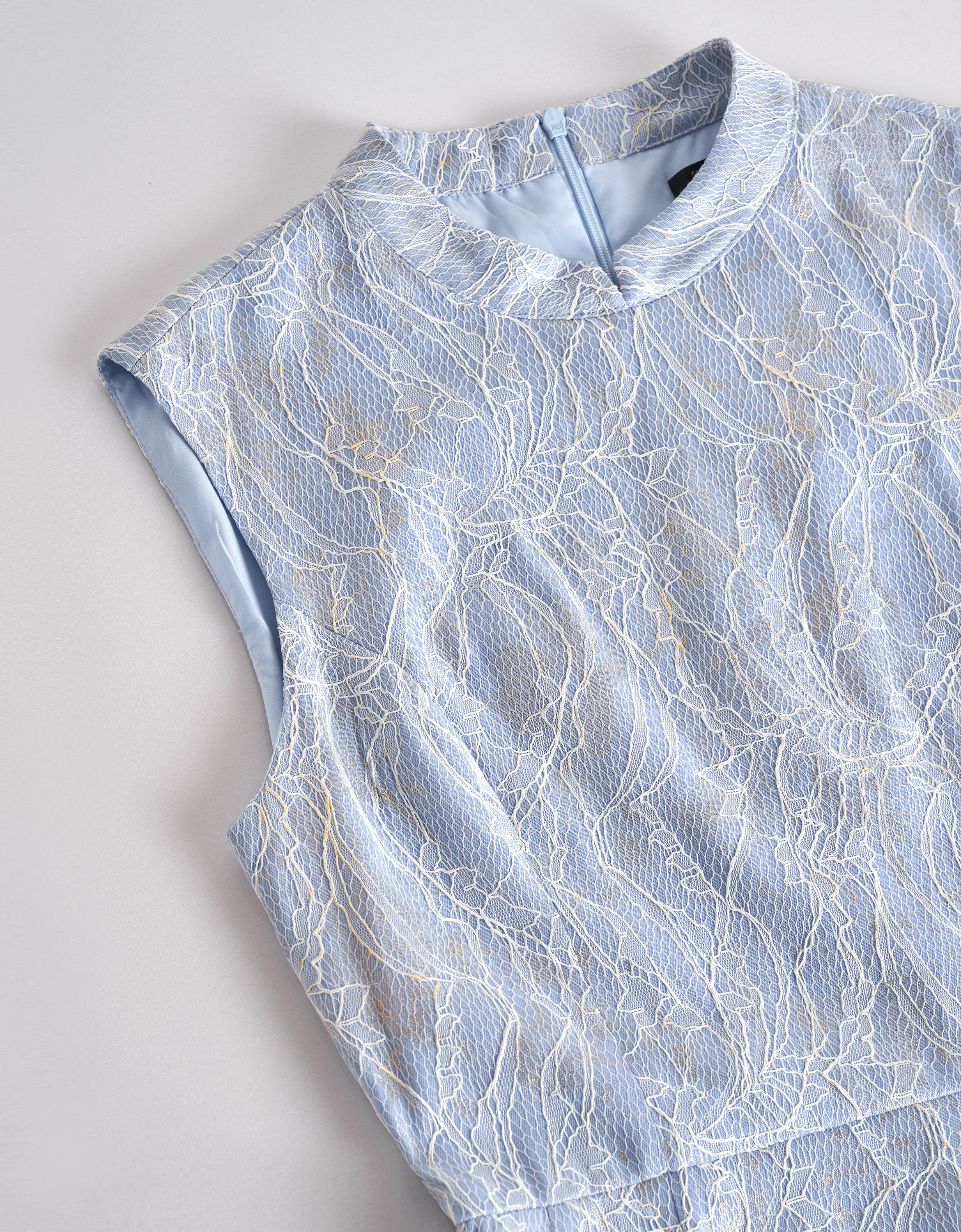 Mandarin Collar Sleeveless Lace Dress