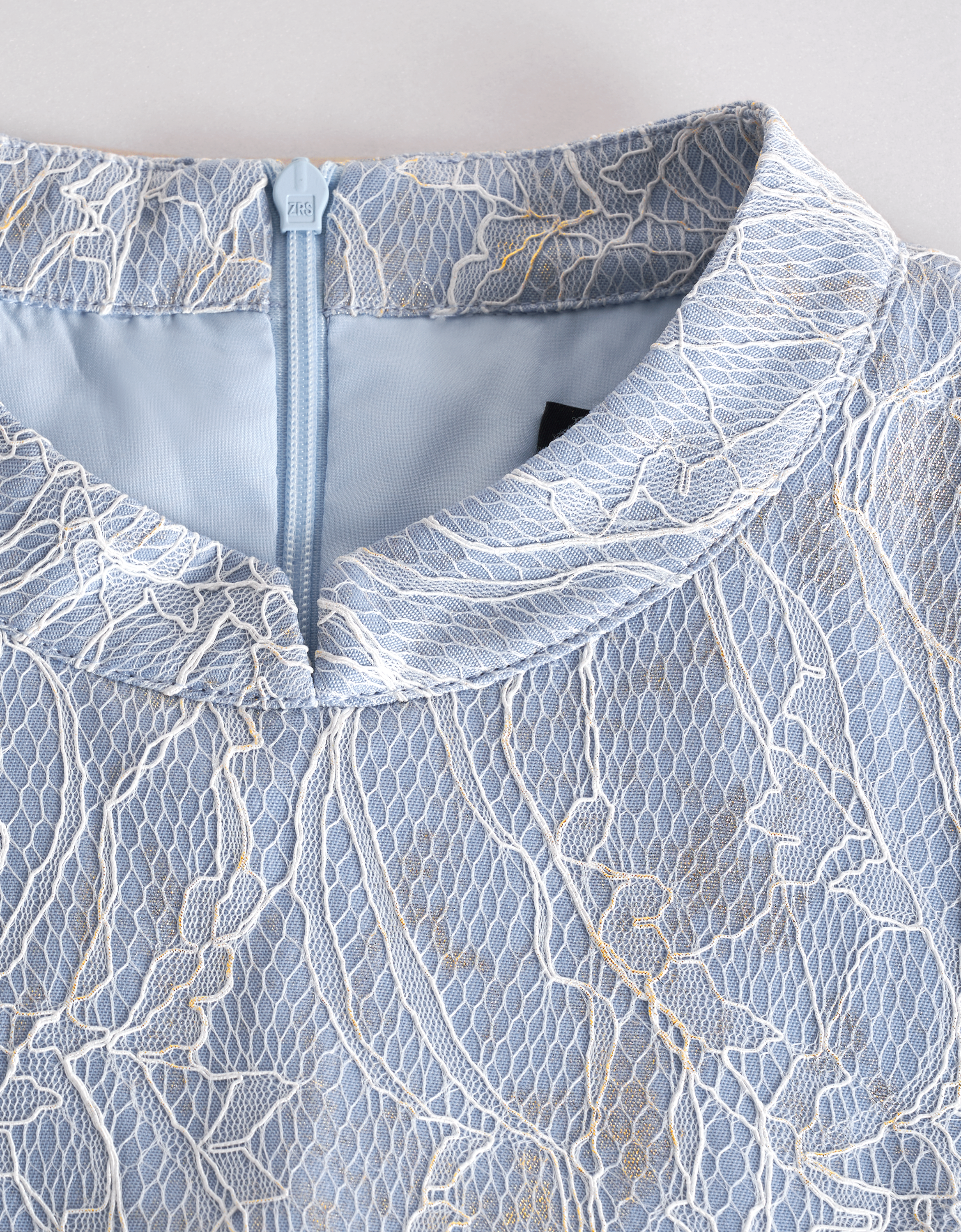 Mandarin Collar Sleeveless Lace Dress