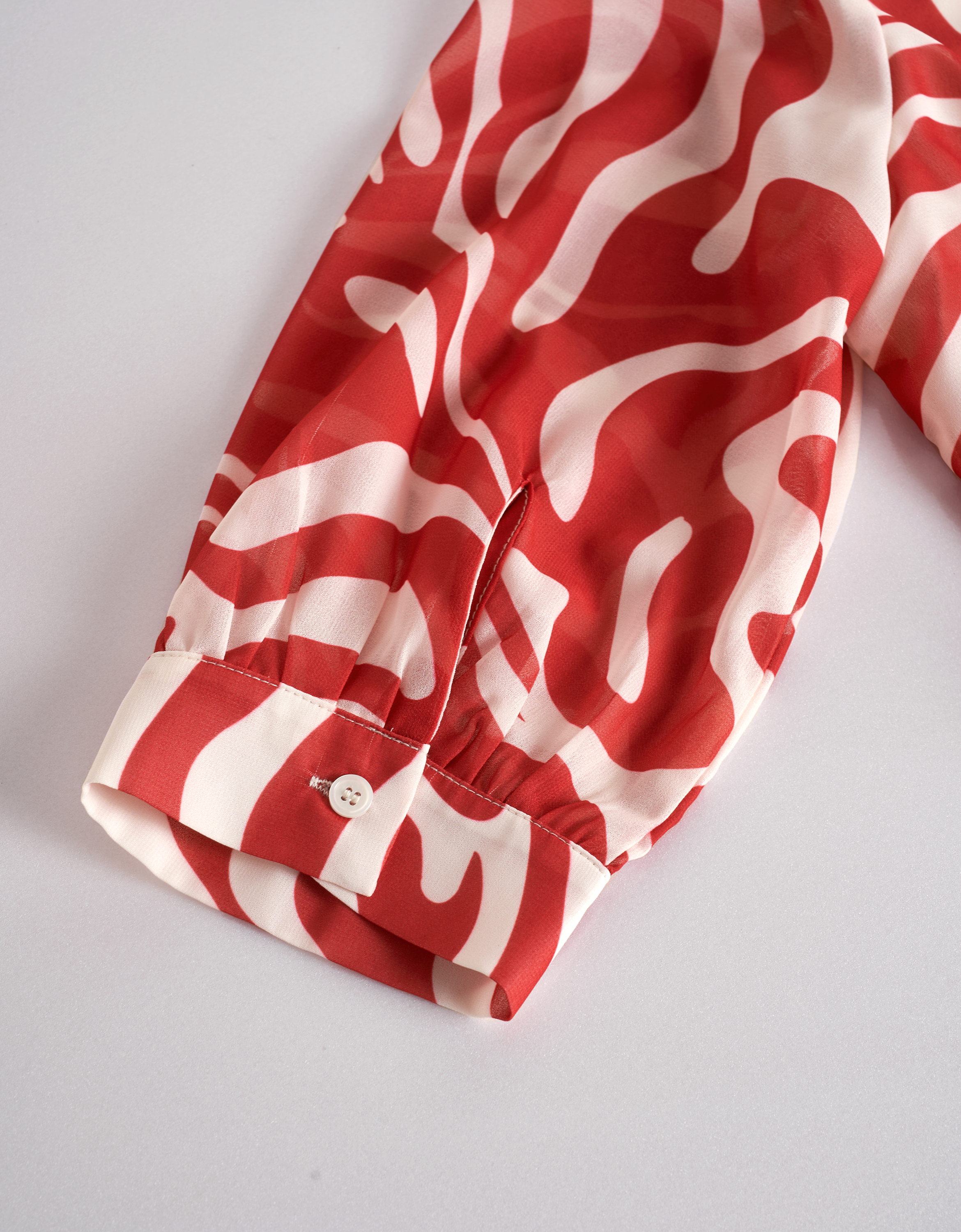 Geometric Print Ruffled Hem V-neck Dress