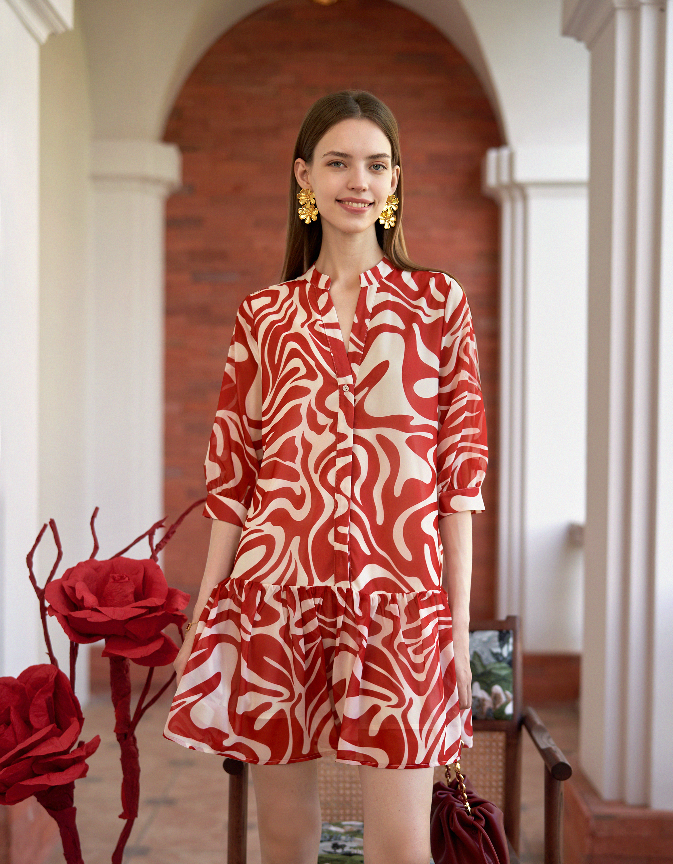 Geometric Print Ruffled Hem V-neck Dress