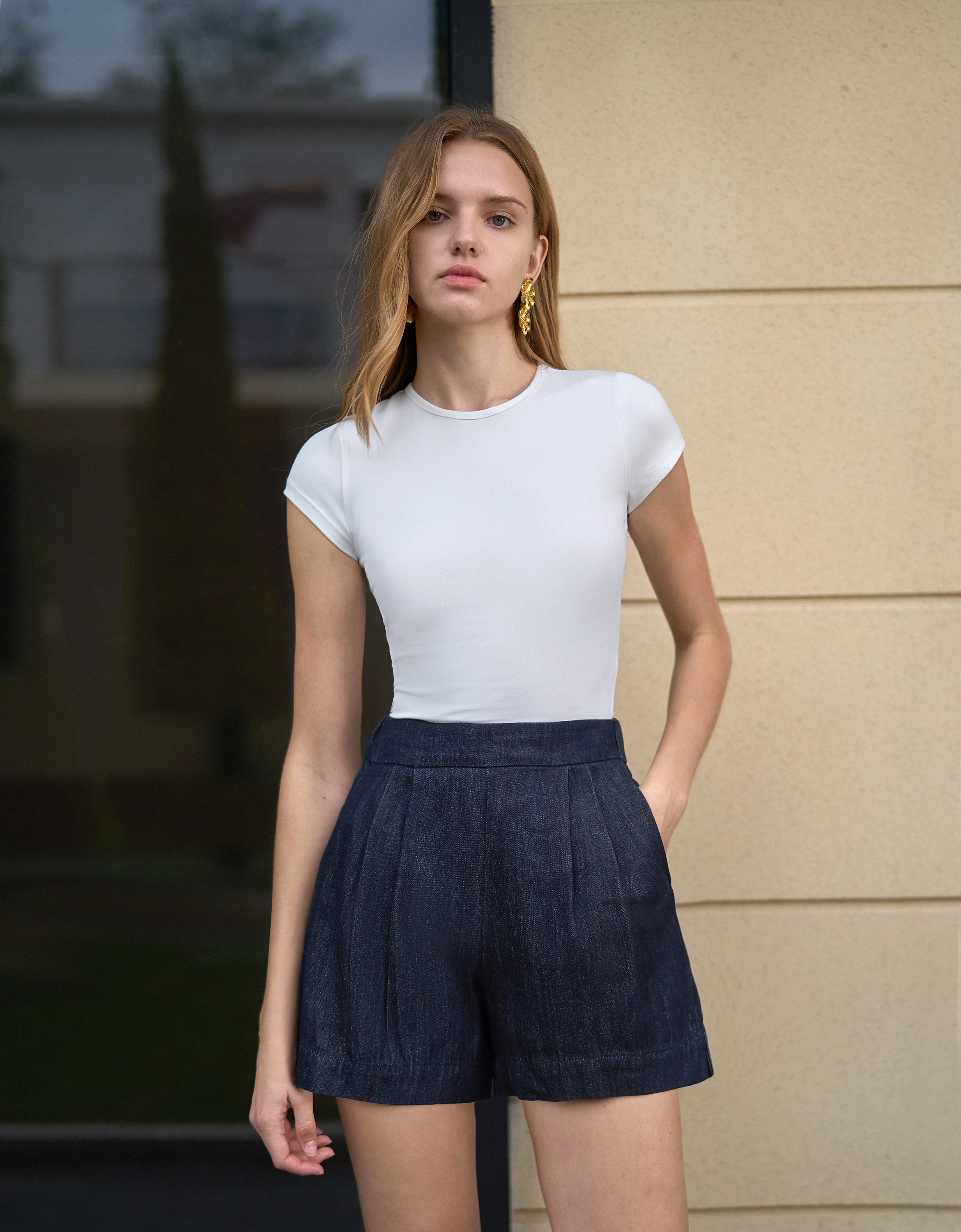 dark blue