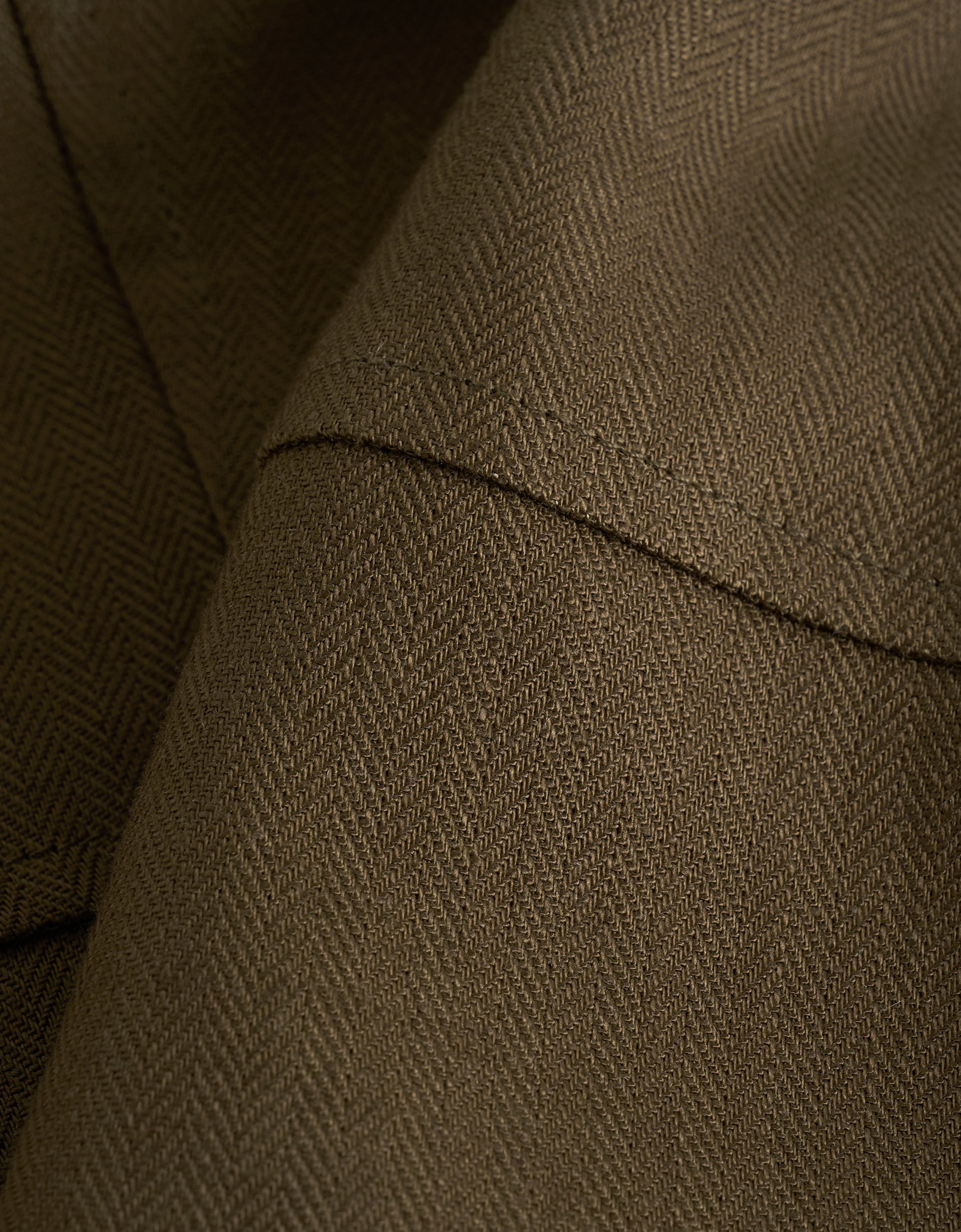dark olive(a30082)