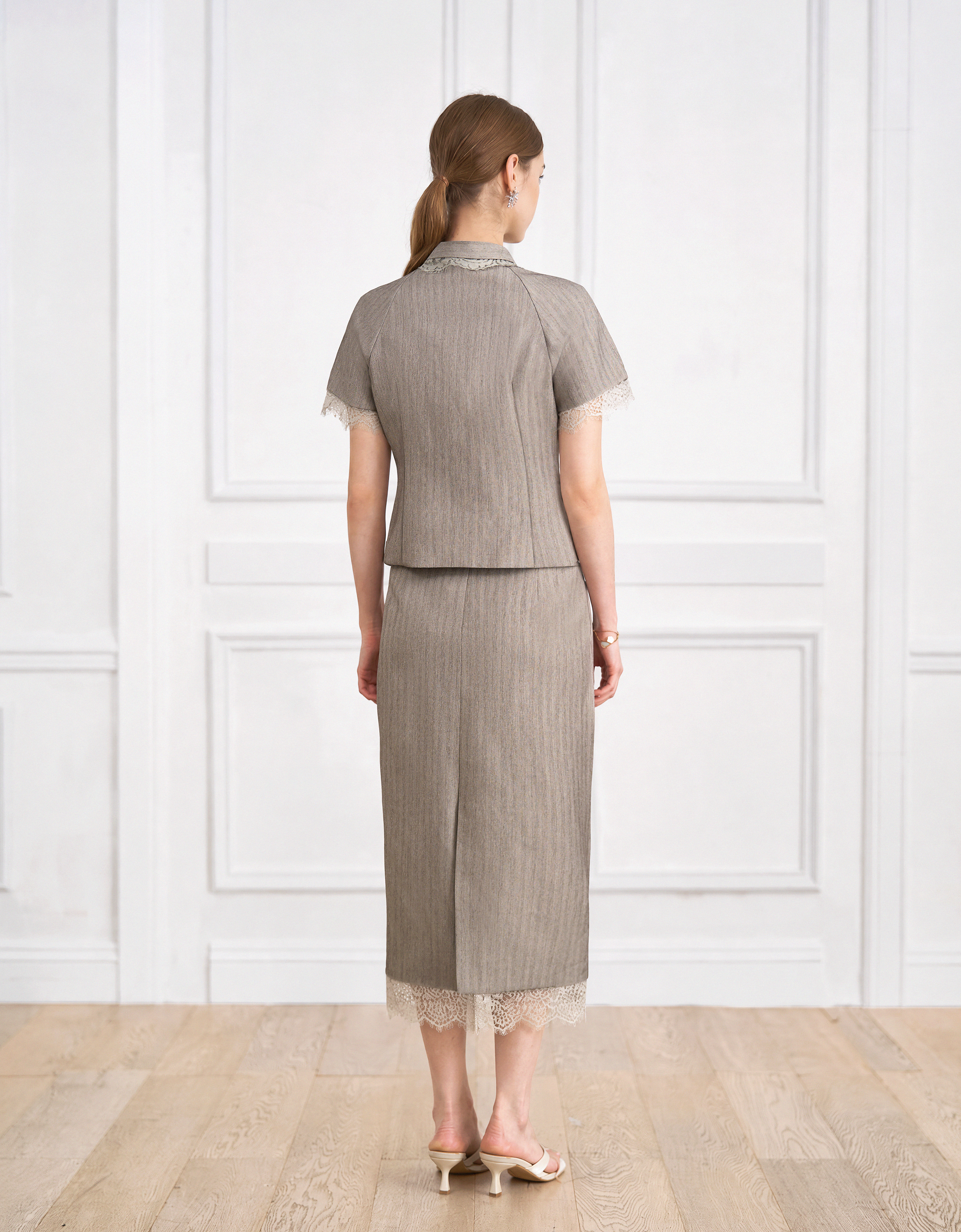 light khaki
