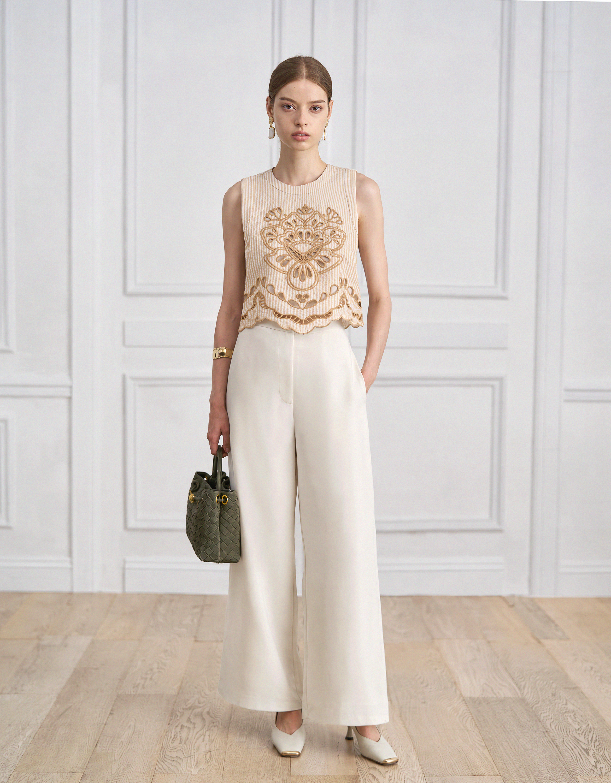 light khaki