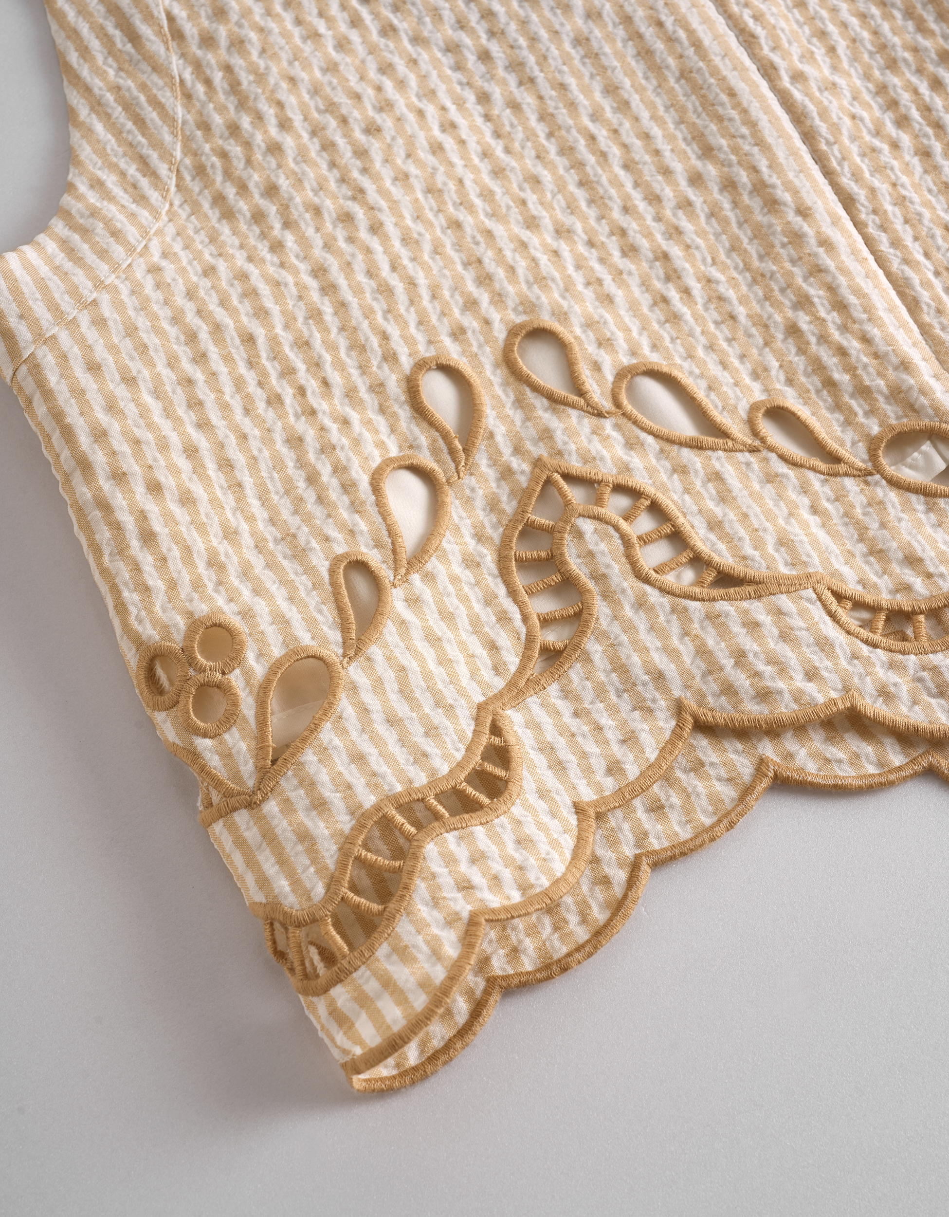 light khaki