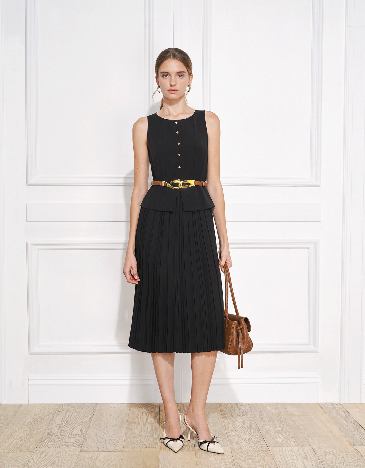 Front Clasp Twist Buckle Leather Belt – SaturdayClub Singapore