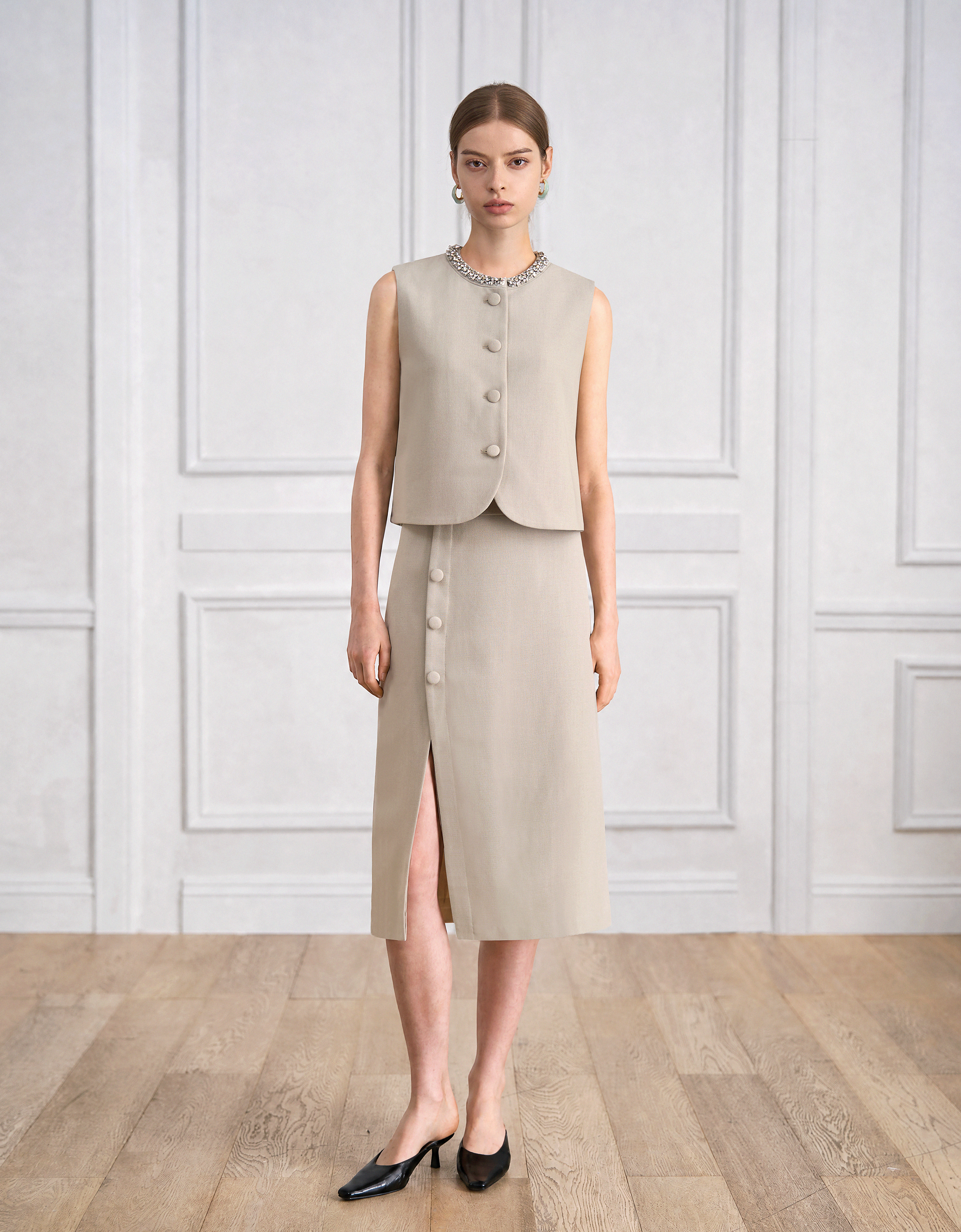light khaki