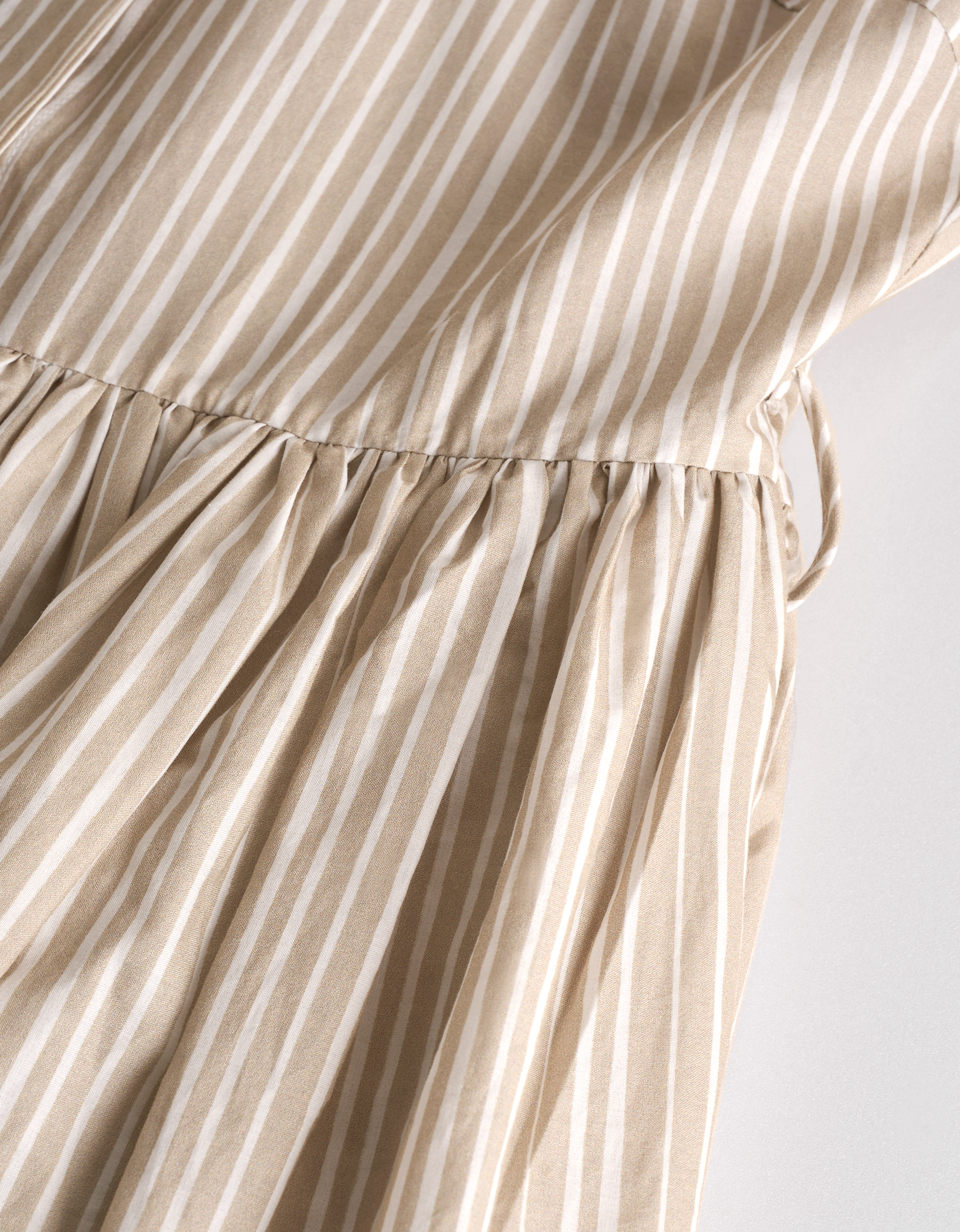 light khaki