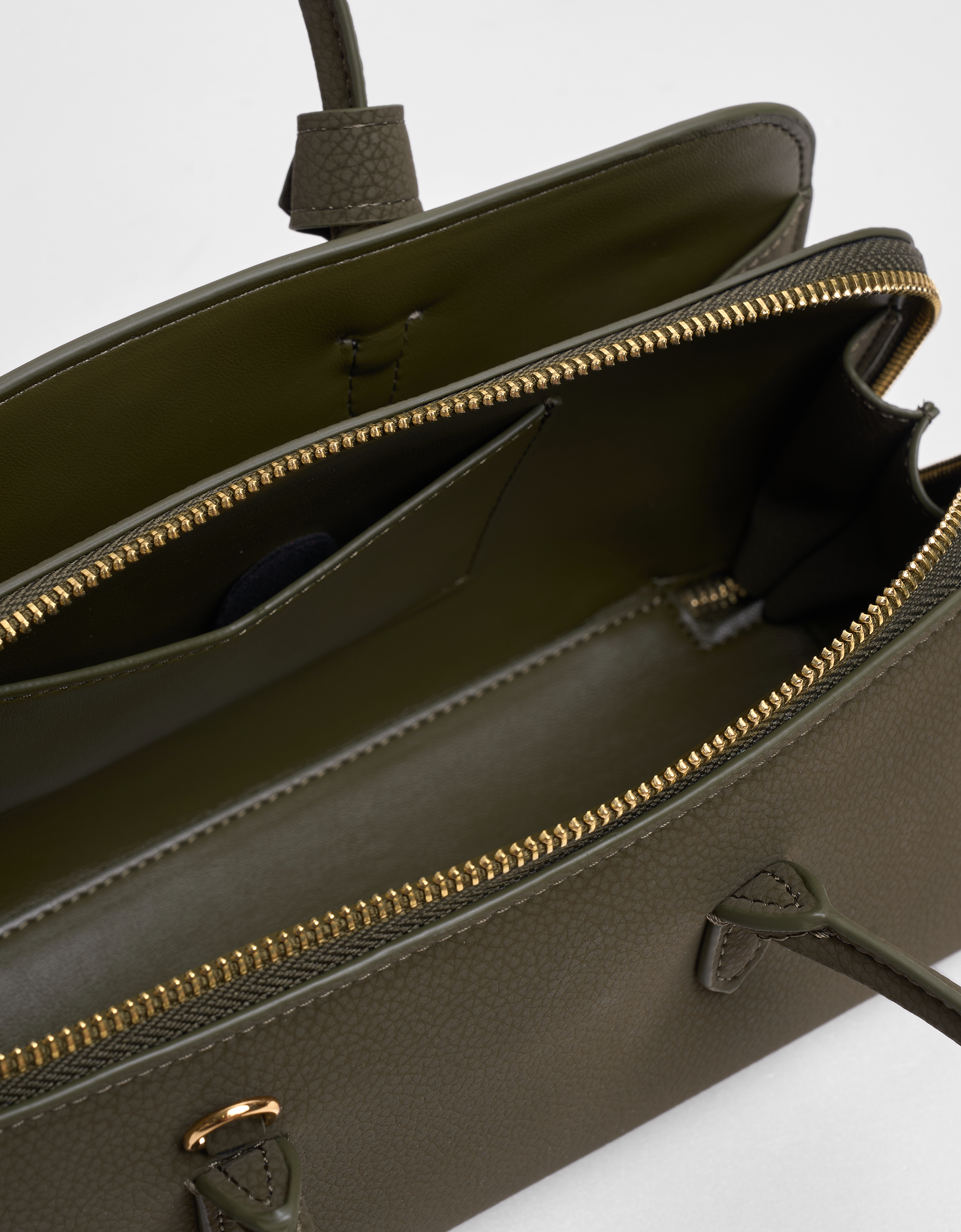 dark olive(a30792)